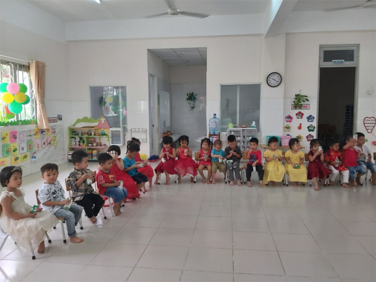 Lớp Mầm 4.jpg